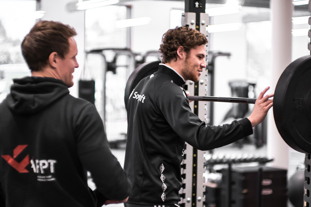 AKADEMIET FOR PERSONLIG TRENING